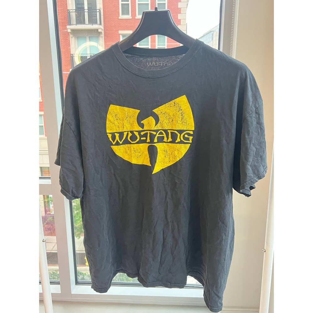 Wu-Tang Clan Graphic T-Shirt Mens XL Black Yellow Distressed Logo Hip Hop Tee